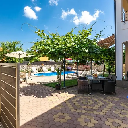 Σπίτι διακοπών House Andrea *