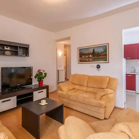 House Andrea Σπίτι διακοπών Marčana