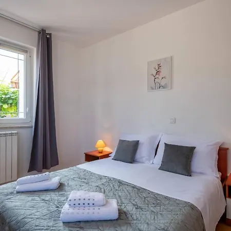 Σπίτι διακοπών House Andrea *