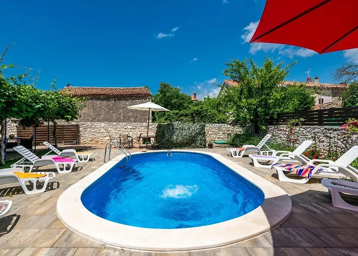 House Andrea Holiday home *