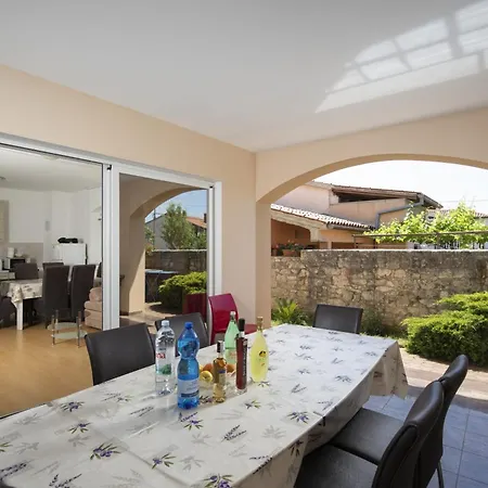 בית נופש House Andrea Marčana